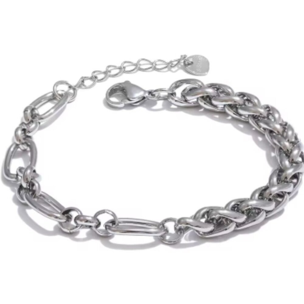 Stainless Steel Statement Chain Bracelet – 18K Gold Plated